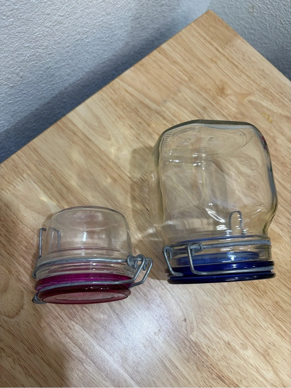 Bormioli Rocco Fido Italy Clear Glass Airtight Storage Jar Cobalt Blue 3/4L Pink